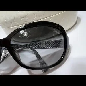 Coach | Accessories | Coach Thompson Blacksilver Sunglasses  display picture 3